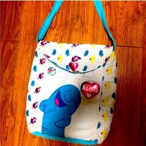 Looking For The Item Not Selling , Last Item For My Bloo Collection